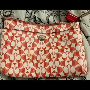 PEYTON GO-GO WRISTLET IN DREAM C COATED CANVAS